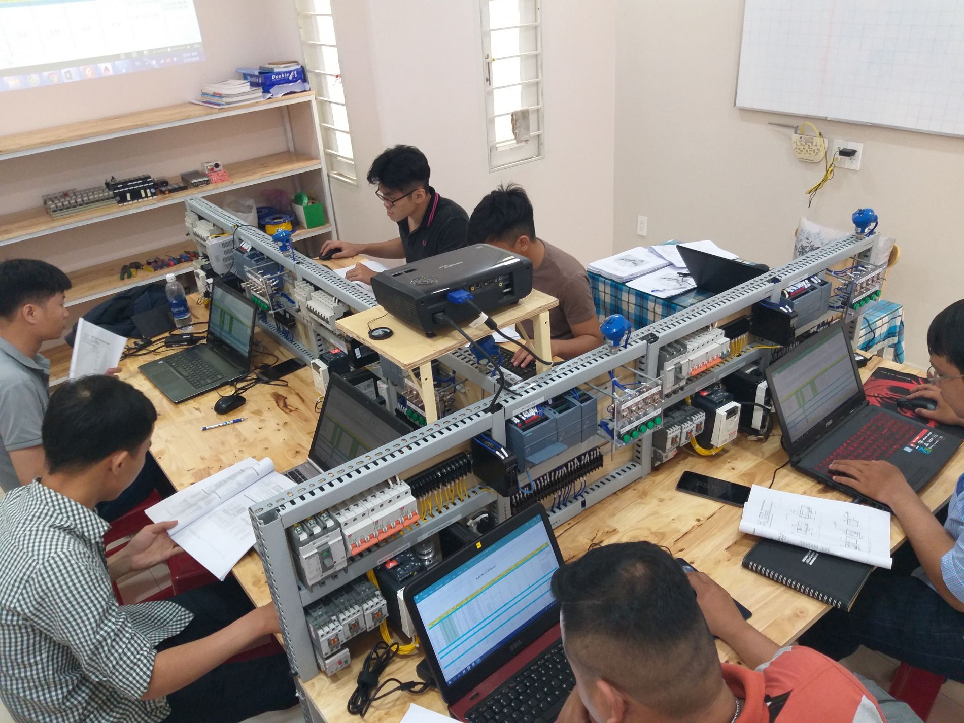 Khóa học thiết kế tủ điện với Autocad