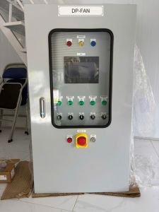 Tủ điện điều khiển quạt thông gió bằng PLC/HMI